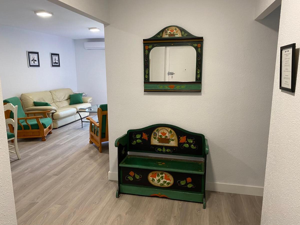 Apartamento Dacosta Plasencia Eksteriør billede
