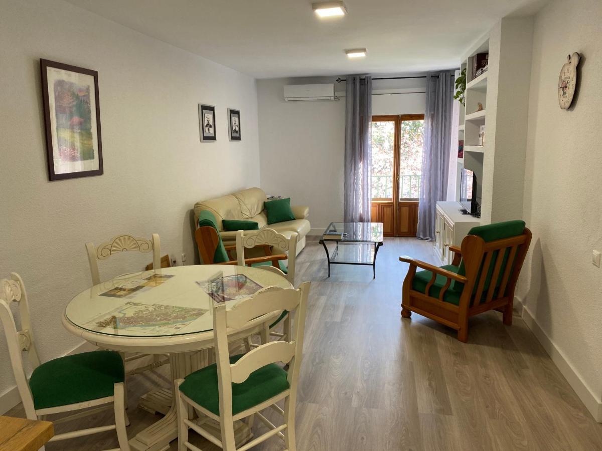 Apartamento Dacosta Plasencia Eksteriør billede