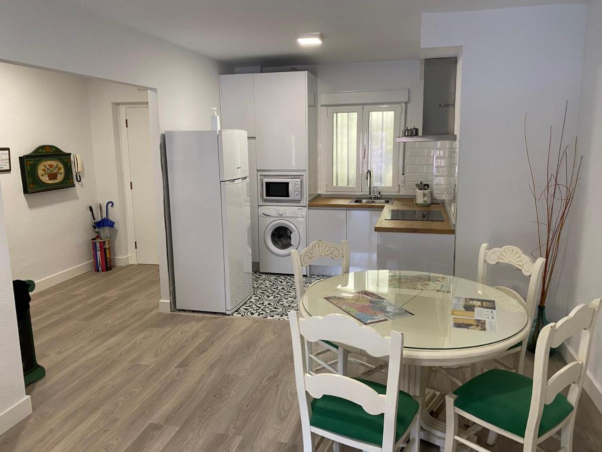 Apartamento Dacosta Plasencia Eksteriør billede