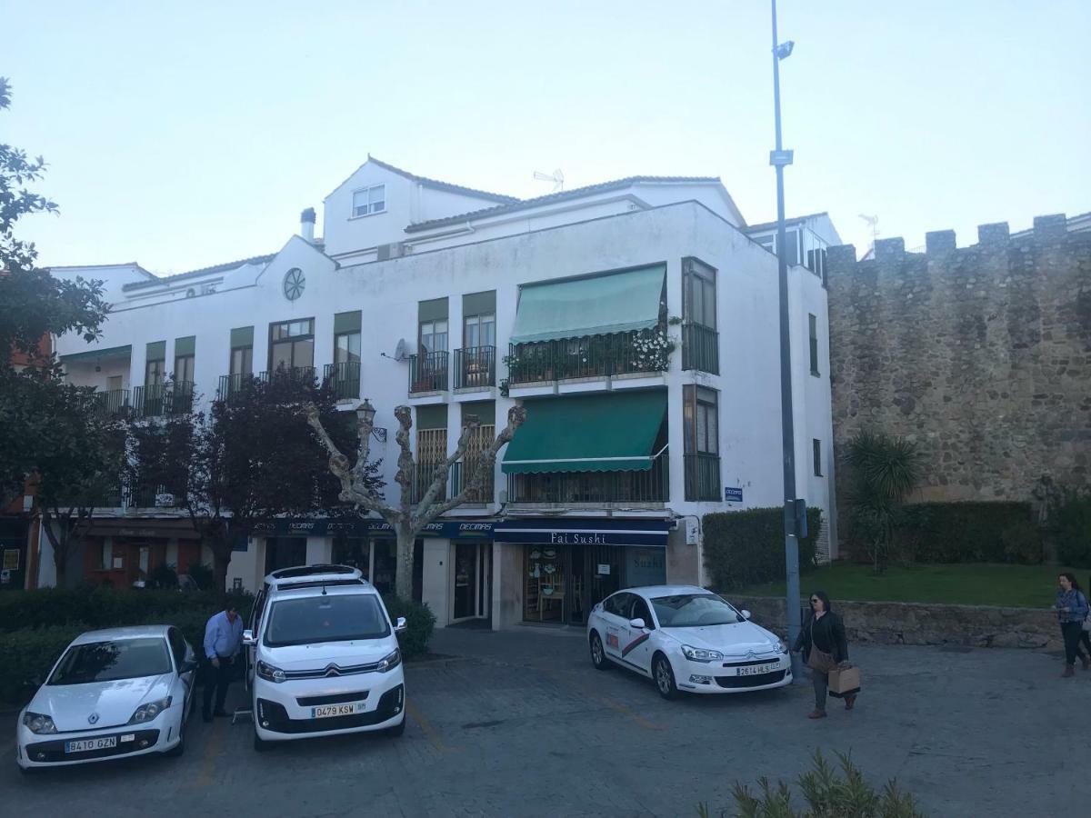 Apartamento Dacosta Plasencia Eksteriør billede